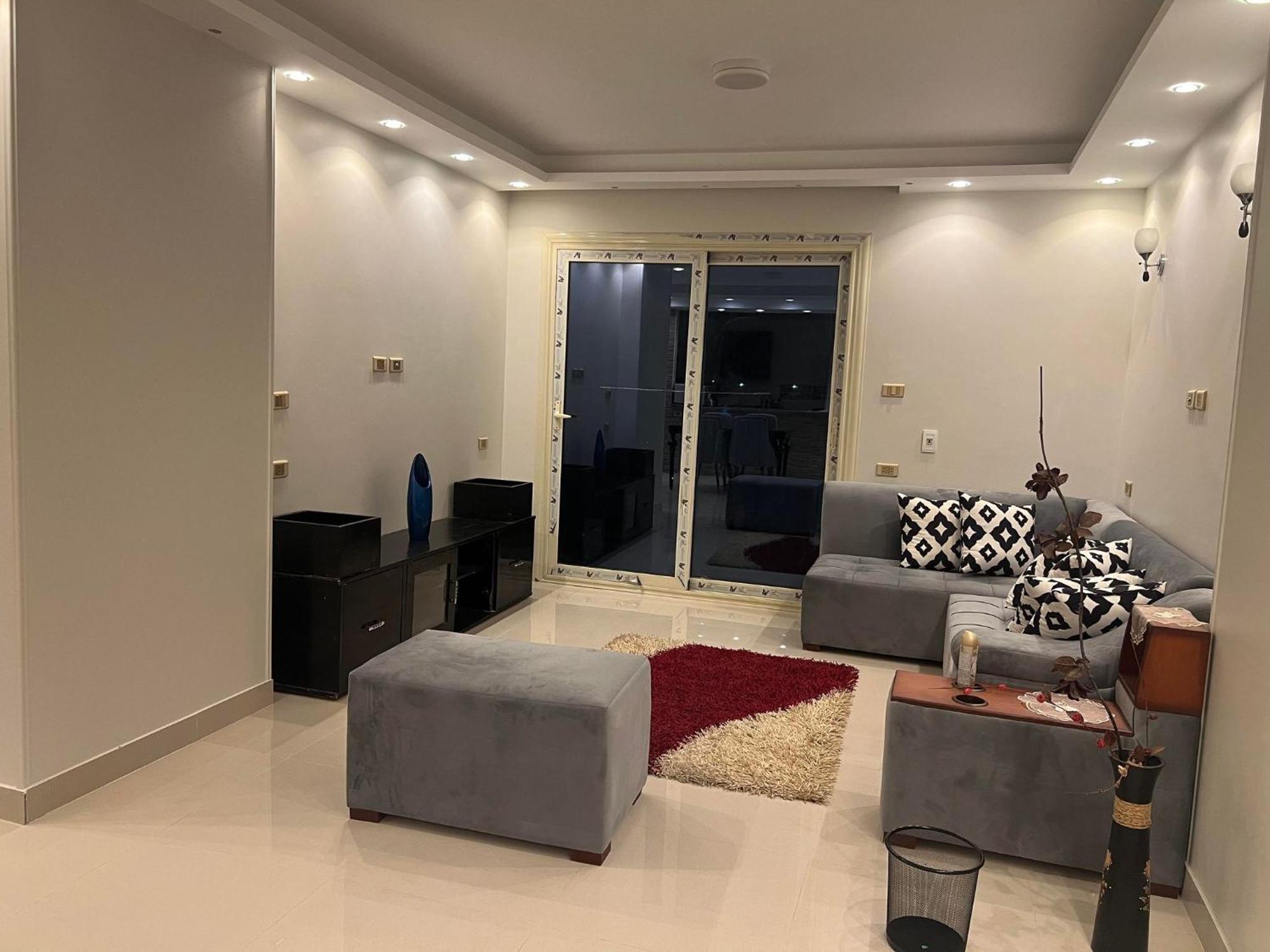 Comfy Luxurious Apartments In Central Location In Mansheyet El Bakry East Каїр Екстер'єр фото