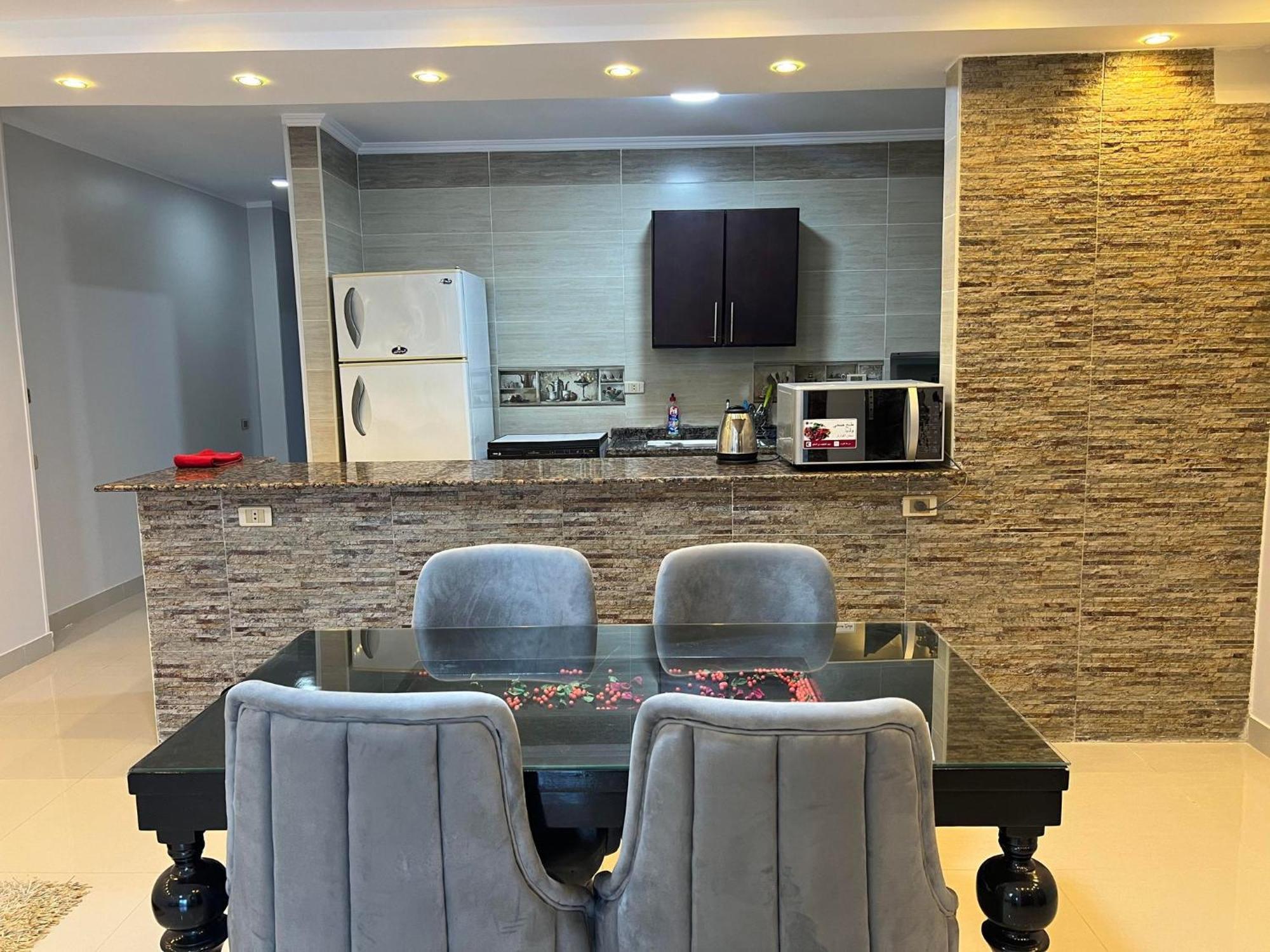 Comfy Luxurious Apartments In Central Location In Mansheyet El Bakry East Каїр Екстер'єр фото