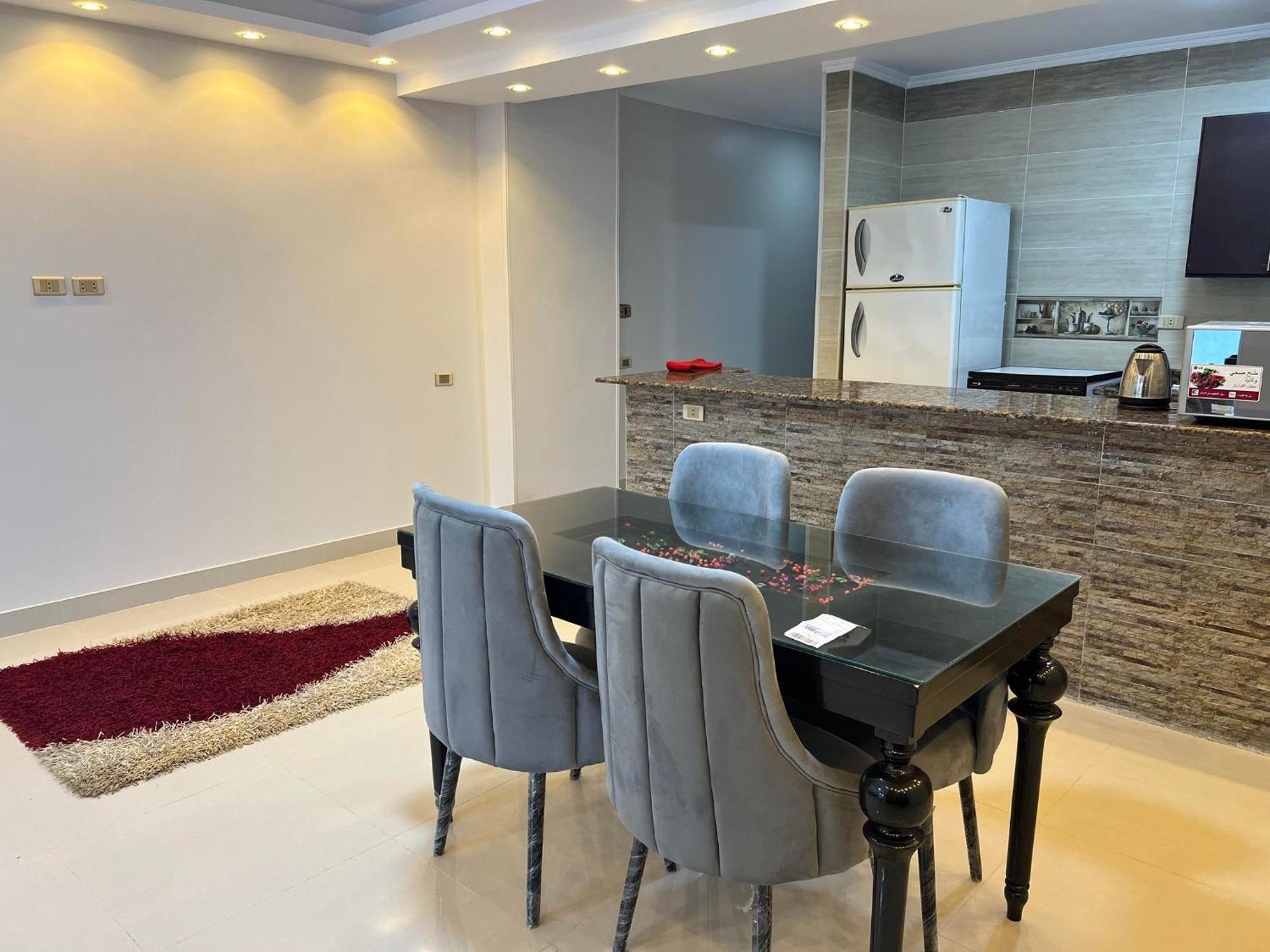 Comfy Luxurious Apartments In Central Location In Mansheyet El Bakry East Каїр Екстер'єр фото