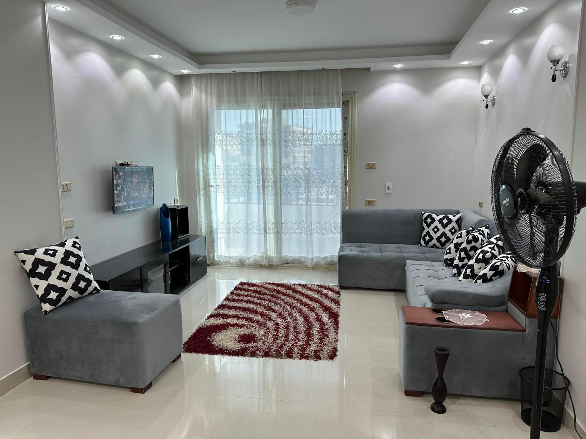 Comfy Luxurious Apartments In Central Location In Mansheyet El Bakry East Каїр Екстер'єр фото
