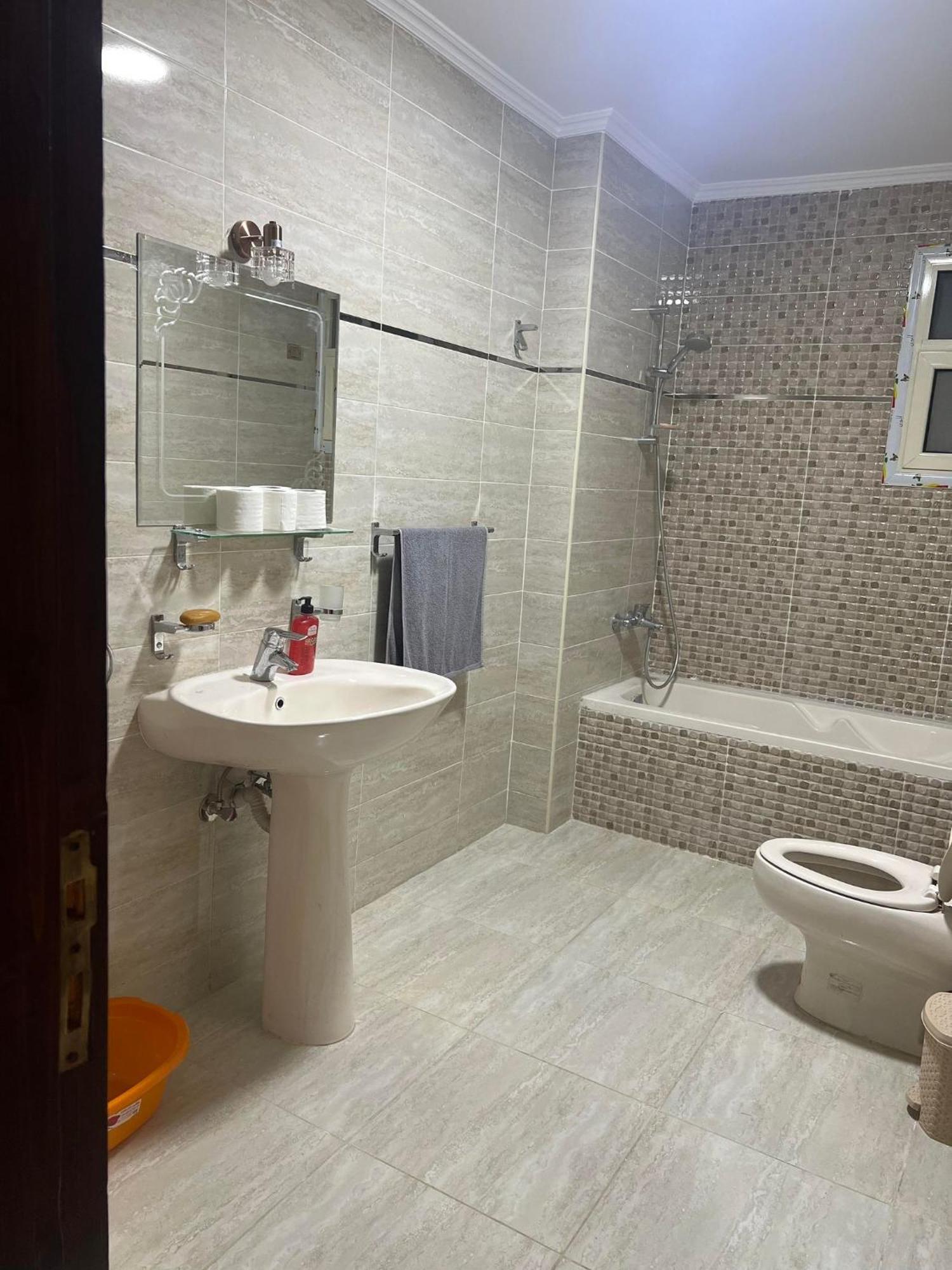 Comfy Luxurious Apartments In Central Location In Mansheyet El Bakry East Каїр Екстер'єр фото